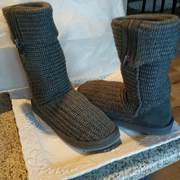 so sweater boots